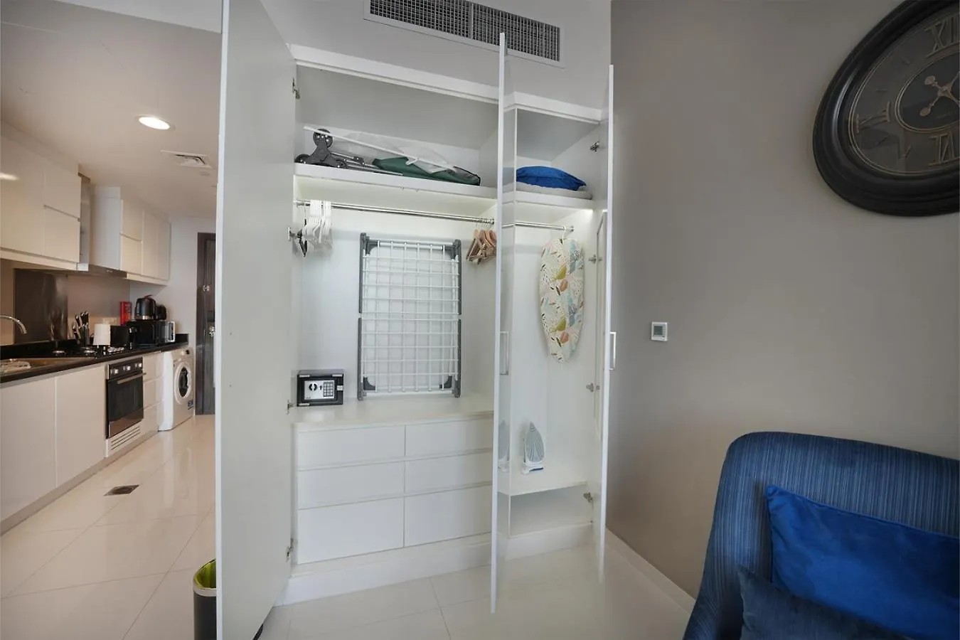 Easygo- Stylish Stu In Damac Hills Artesiad Apartment Dubai 0*,
