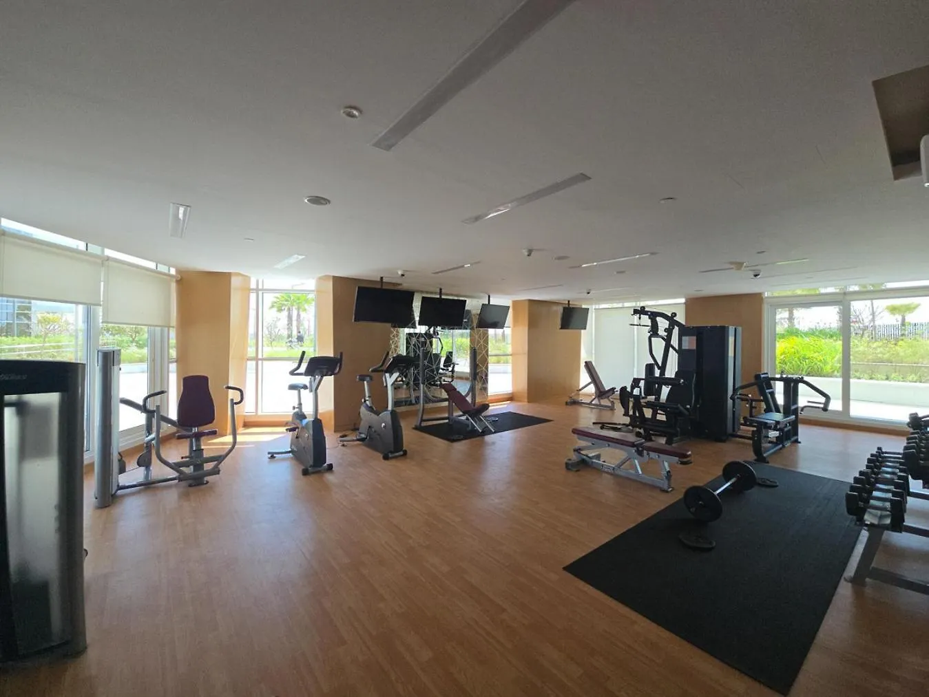 Easygo- Stylish Stu In Damac Hills Artesiad Apartment Dubai United Arab Emirates